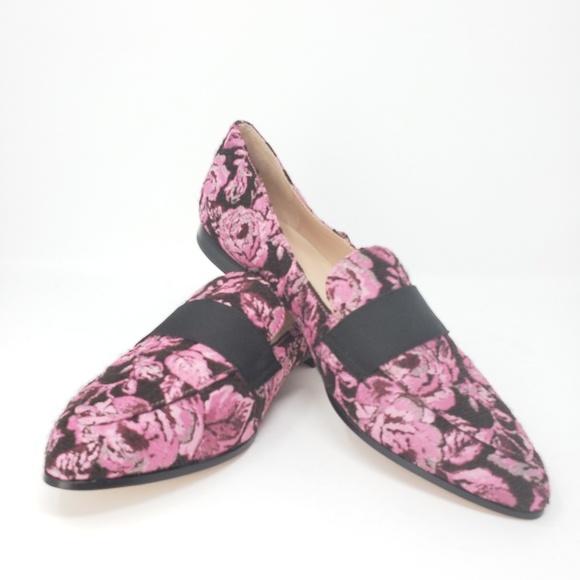 kate spade Shoes - Kate Spade Flower Flates Worn Once Sz 8.5
